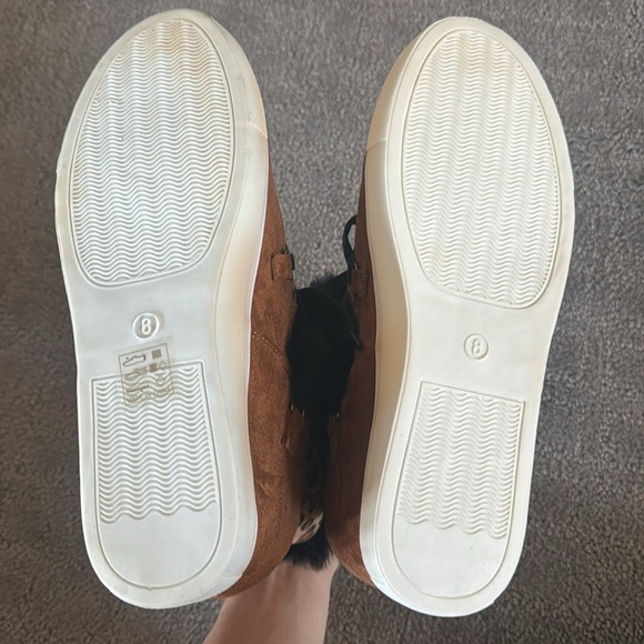 Leopard Snow Boots/Sneakers - Picture 7 of 7